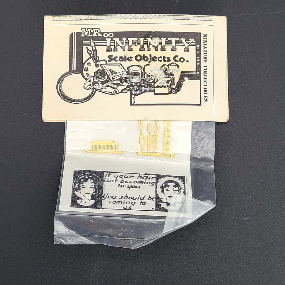 Mr. Infinity Scale Objects: Yellow Comb Hair Set, NOS Dollhouse Miniatures 1:12